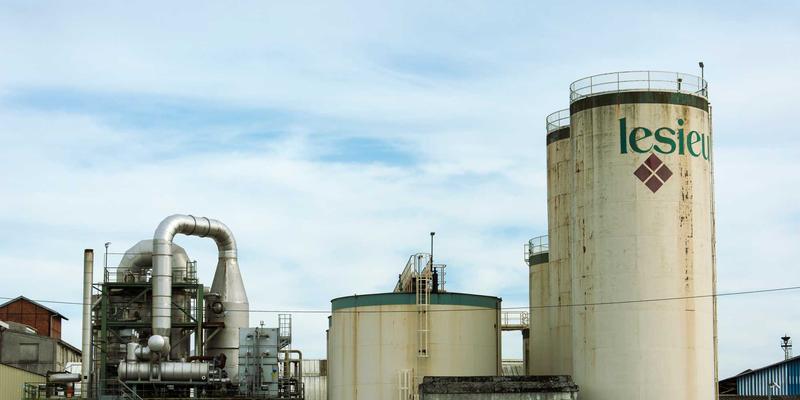 众包服务与项目外包如何赋能公民科学：公众参与气候变化数据收集的新模式